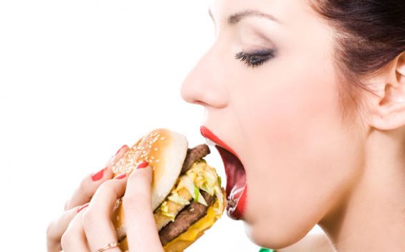 Die schlimmsten Ernährungssünden, die du schnellstmöglich abstellen solltest