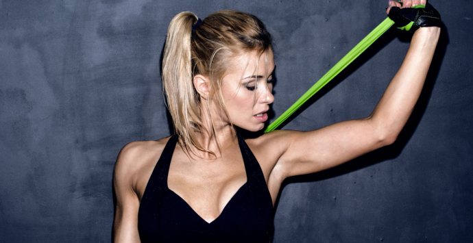 Bringe dich mit Powerbands in Topform!