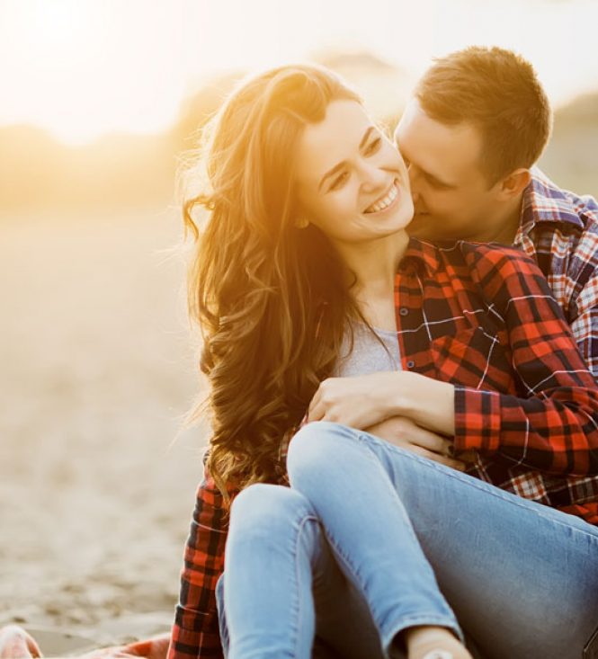 Mit diesen Tipps bringst du wieder mehr Romantik in deine Beziehung