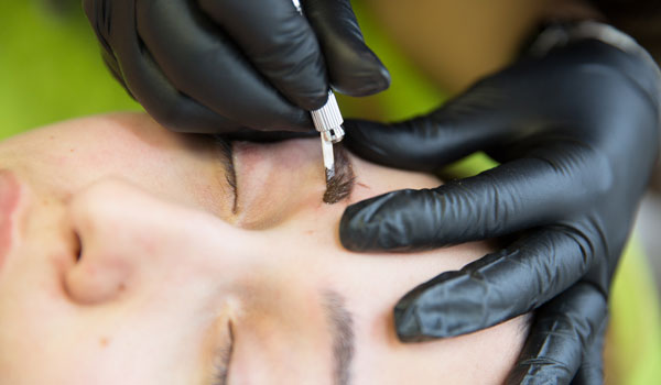 Microblading Augenbrauen