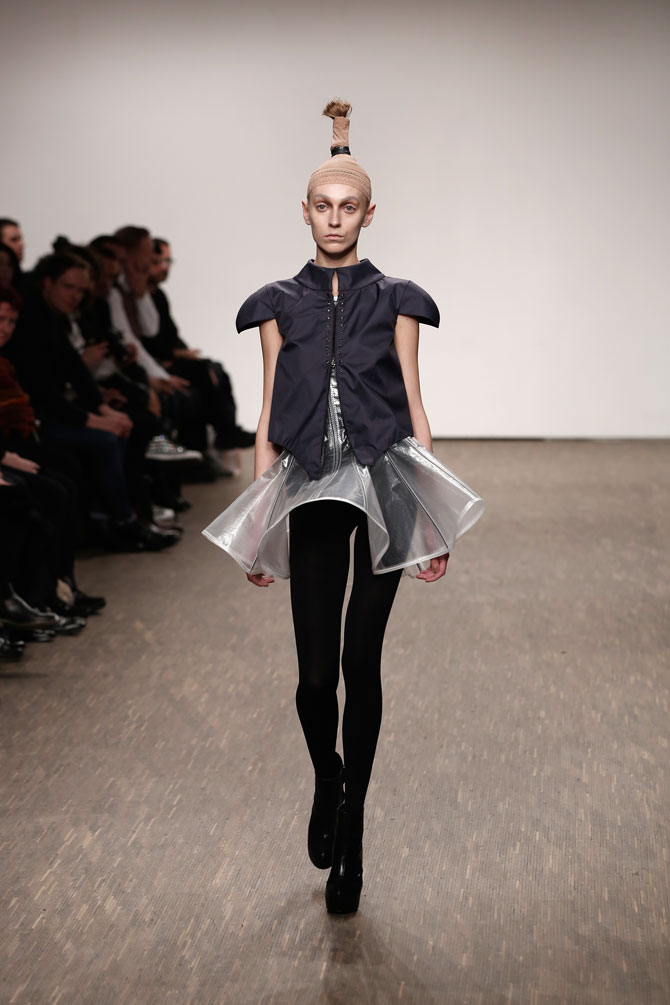 aw-2016_mercedes-benz-fashion-week-berlin_DE_0030_i-vr-isabel-vollrath_61572