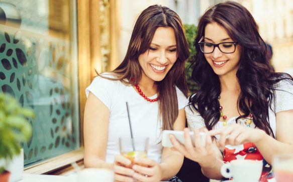 Eier-Alarm! Die schönsten Oster-Apps für dein Smartphone