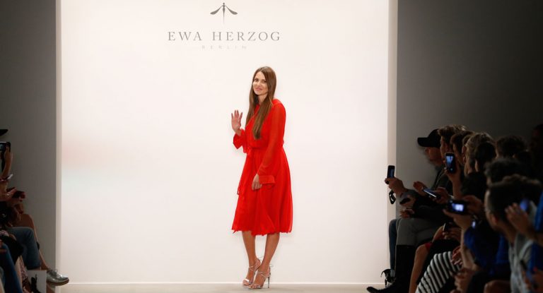 Und immer lockt das Weib: Die SS 2018 Kollektion von Ewa Herzog