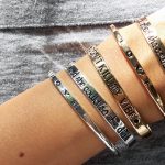 Statement-Armbänder: Talk to my Hand!