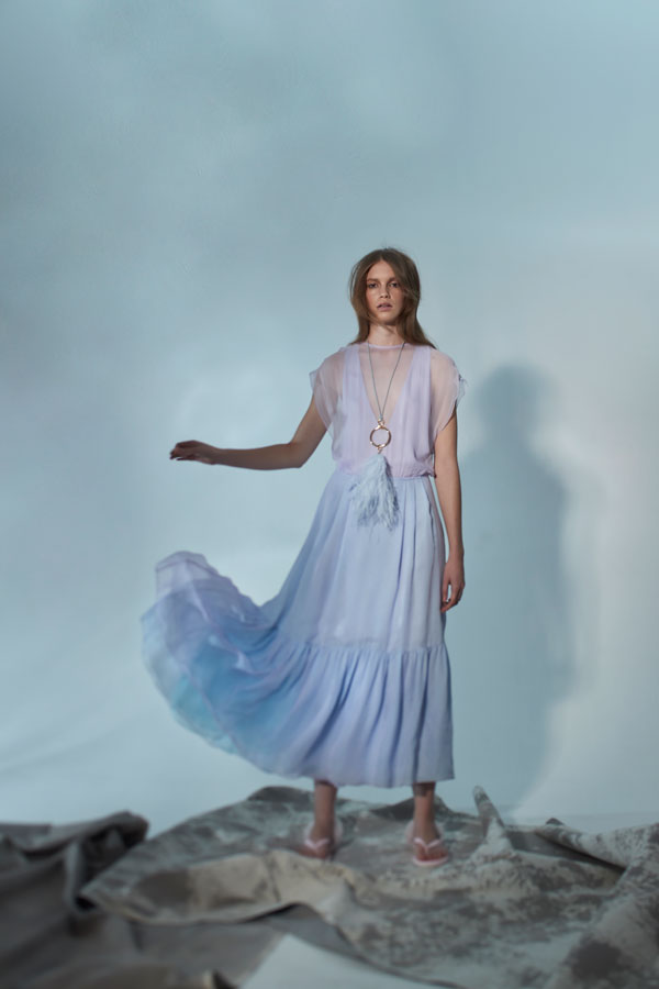 Editorial: SOFT SUMMER PASTELS