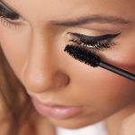 Make-up-Basics für Kontaktlinsenträger