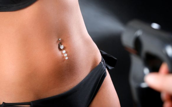 Spray Tanning im Test: So gut ist die künstliche Urlaubsbräune