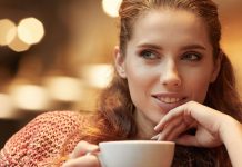 Männer ansprechen: So flirtest du ihn richtig an