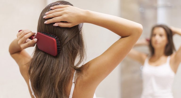 So zauberst du dir morgens schnelle & einfache Frisuren