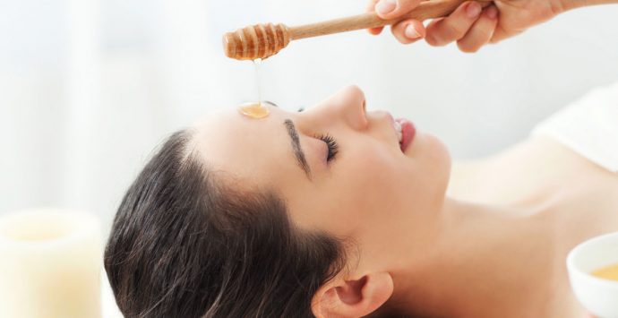 Entdecke die Beauty-Geheimwaffe Manuka-Honig