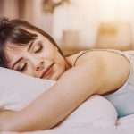 19 effektivste Schlaftipps – so schläfst du nachts besser