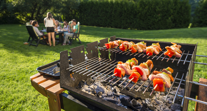 Kokosnuss-Kohle - die nachhaltige Alternative für den Grill