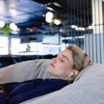 Mittagsschlaf und Power-Napping für die perfekte Work-Life-Balance