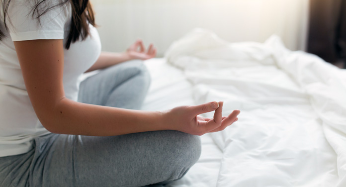 Meditation zum Einschlafen - So gleitest du schnell ins Land der Träume