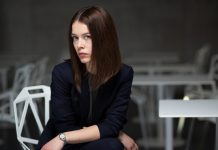Paula Beer im Portrait