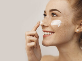 Gesichtscreme auftragen - aber richtig! Die besten Pflegetipps für dein Gesicht