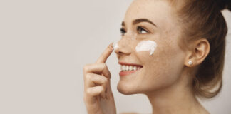 Gesichtscreme auftragen - aber richtig! Die besten Pflegetipps für dein Gesicht