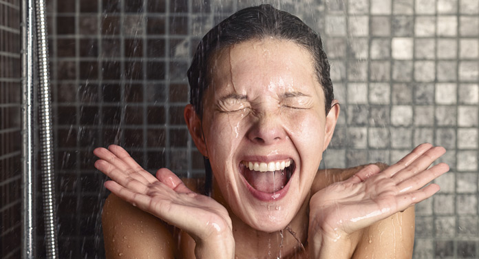 8 Gründe, weshalb du in Zukunft kalt duschen solltest