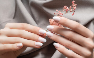 Weniger ist Mehr: Elegant und schlicht mit Milky Nails