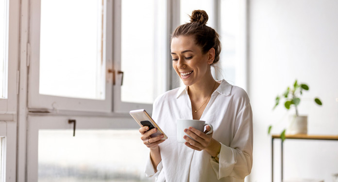 So schützt du dein Smartphone am besten vor einem Sturz