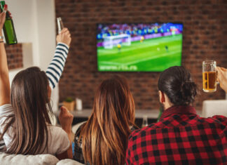 Fußball bei Frauen und Männern beliebter denn je - Von der UEFA Women's Euro zum FIFA World Cup