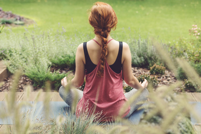 Yoga im Garten