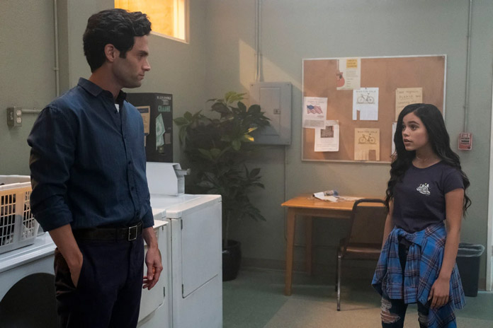 Jenna Ortega und Penn Badgley in You - Staffel 2 (2020)