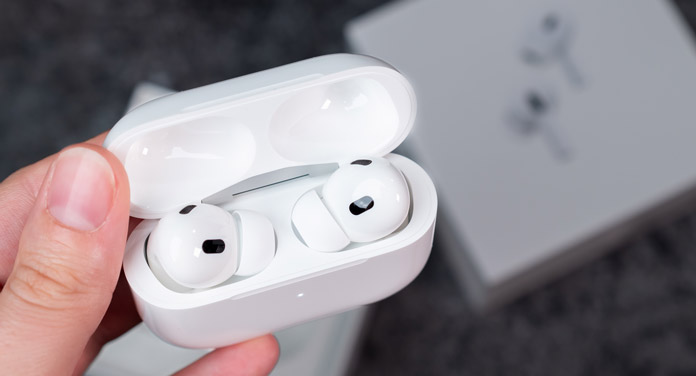 iPhone-Zubehör - AirPods und Cases