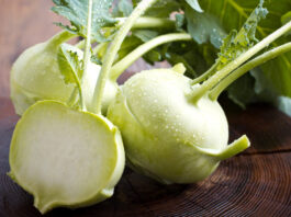 Kohlrabi essen und zubereiten
