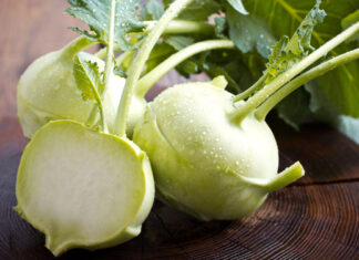 Kohlrabi essen und zubereiten