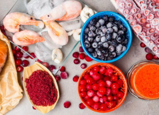 Astaxanthin - Mockup aus gesunden Nahrungsmitteln