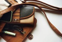 Coccinelle-Tasche