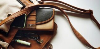 Coccinelle-Tasche