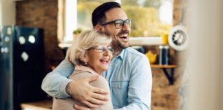 „Seine Mutter ist ihm wichtiger als ich“ – Was wirklich dahintersteckt (und wie du damit umgehst) Seine Mutter ist ihm wichtiger als ich