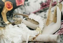 Keine Hochzeit ohne die passenden Brautschuhe und Accessoires