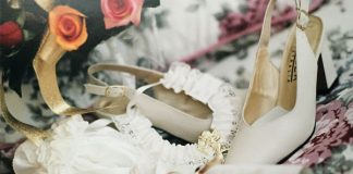 Keine Hochzeit ohne die passenden Brautschuhe und Accessoires