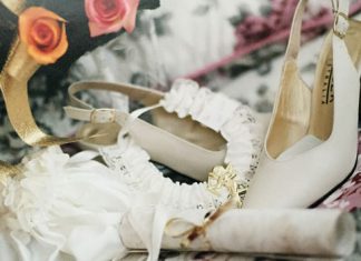 Keine Hochzeit ohne die passenden Brautschuhe und Accessoires